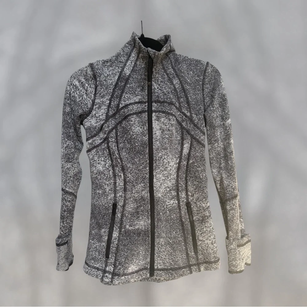 Lululemon Define Jacket - Picture 2 of 5